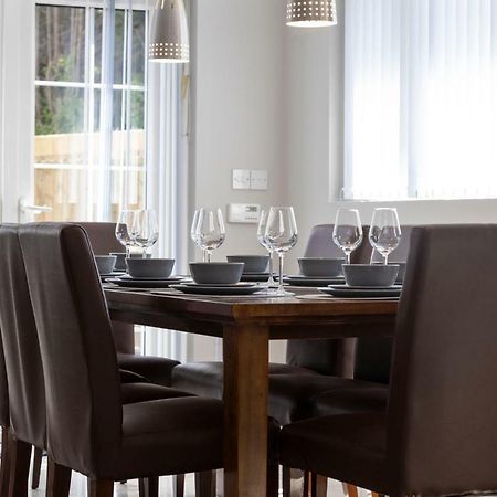 Chestnut House, Beautiful, Spacious & Comfortable Belfast Bagian luar foto